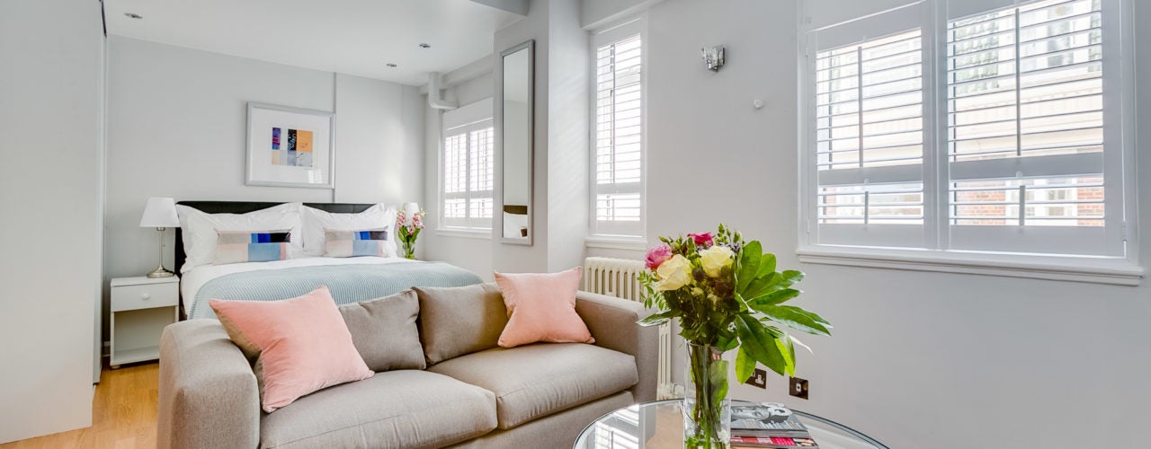 Flat Sloane Avenue in Greater London