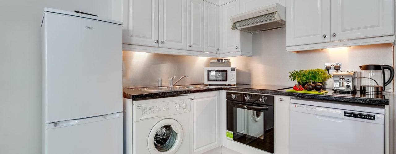 Flat Sloane Avenue in Greater London