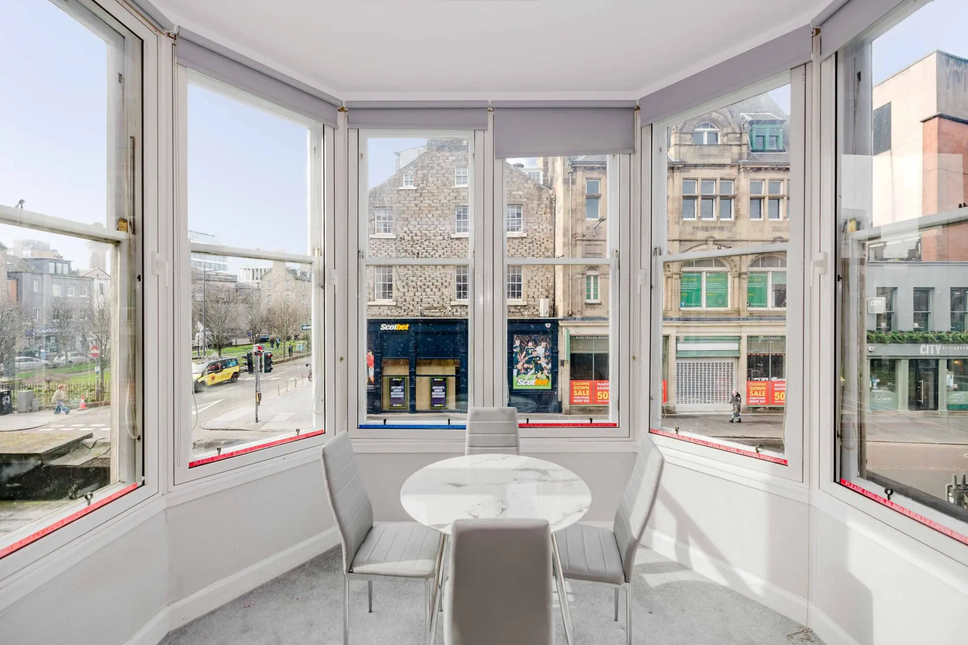 Flat Nicolson Street in City of Edinburgh