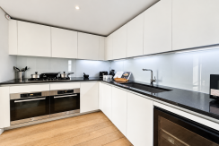 Flat Merchant Square in City of Westminster