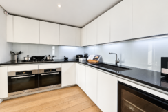 Flat Merchant Square in City of Westminster