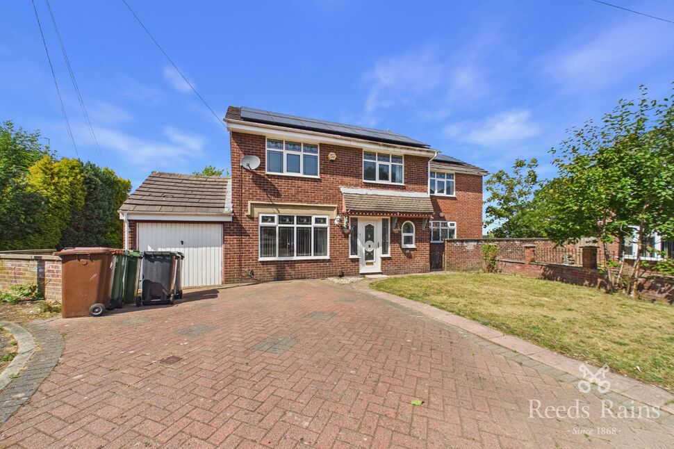 House Daffil Avenue in Leeds