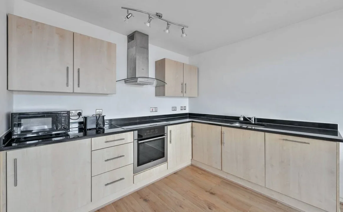 Flat Calderwood Street in Greater London