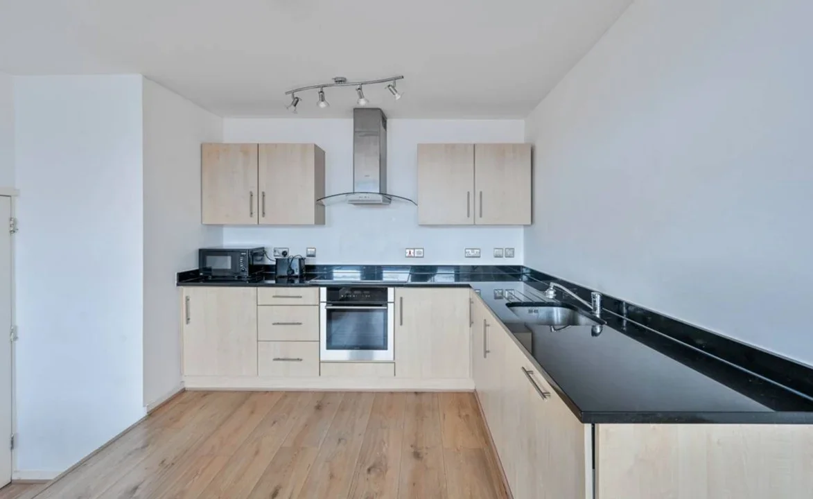 Flat Calderwood Street in Greater London