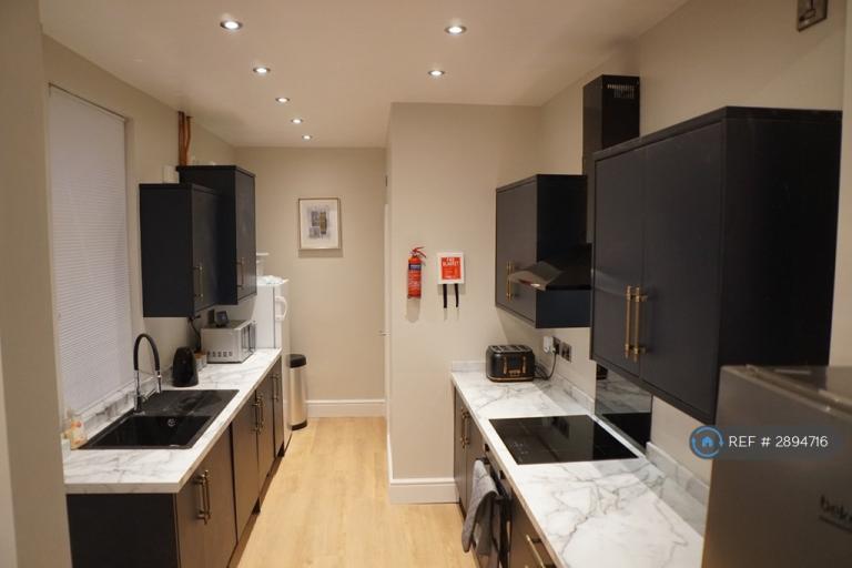 Room Acton Road in Erewash