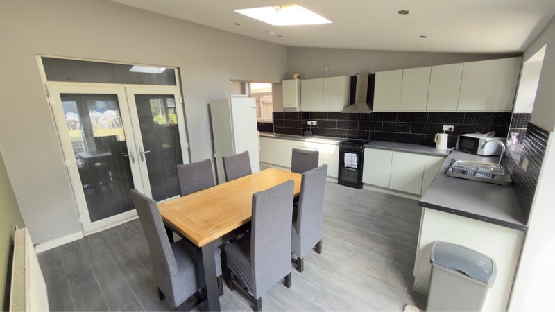 Room Stanfell Road in Leicester