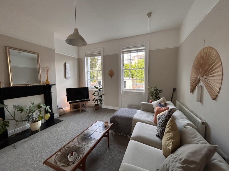 Room Kingsdown Parade in Bristol