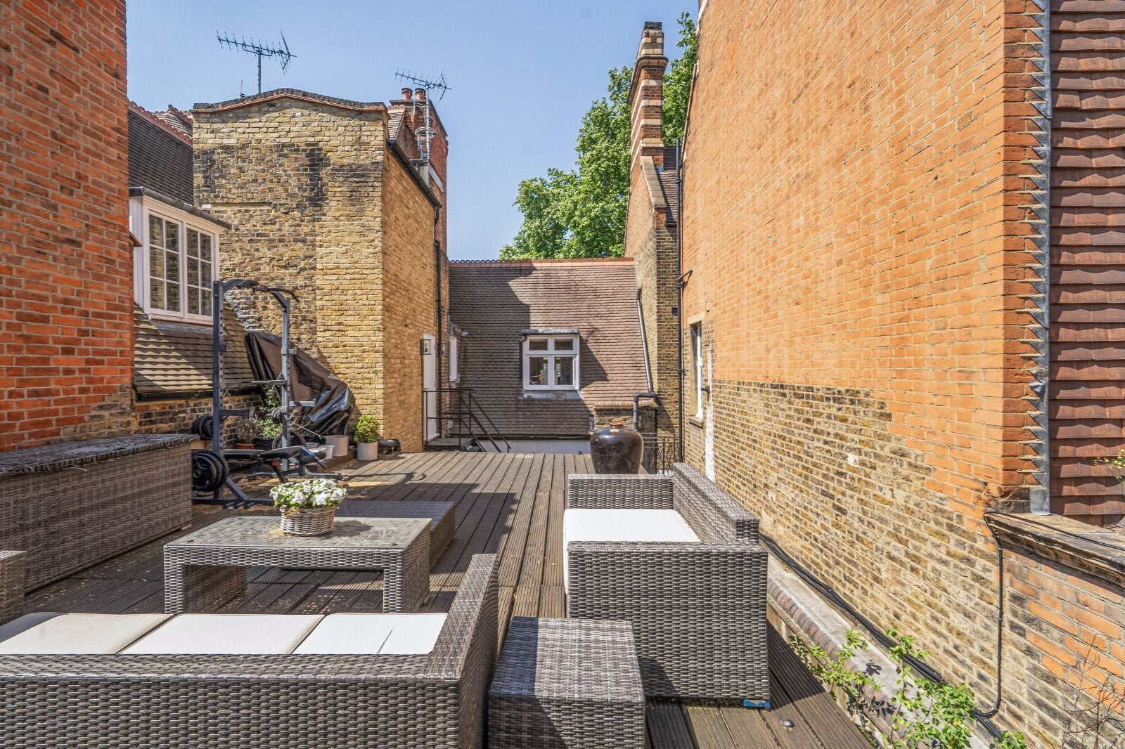 House Collingham Gardens in Greater London