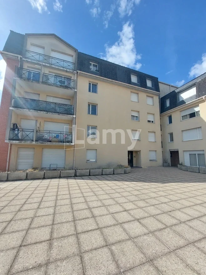 Appartement Rue des Frères Lumière à Évry-Courcouronnes