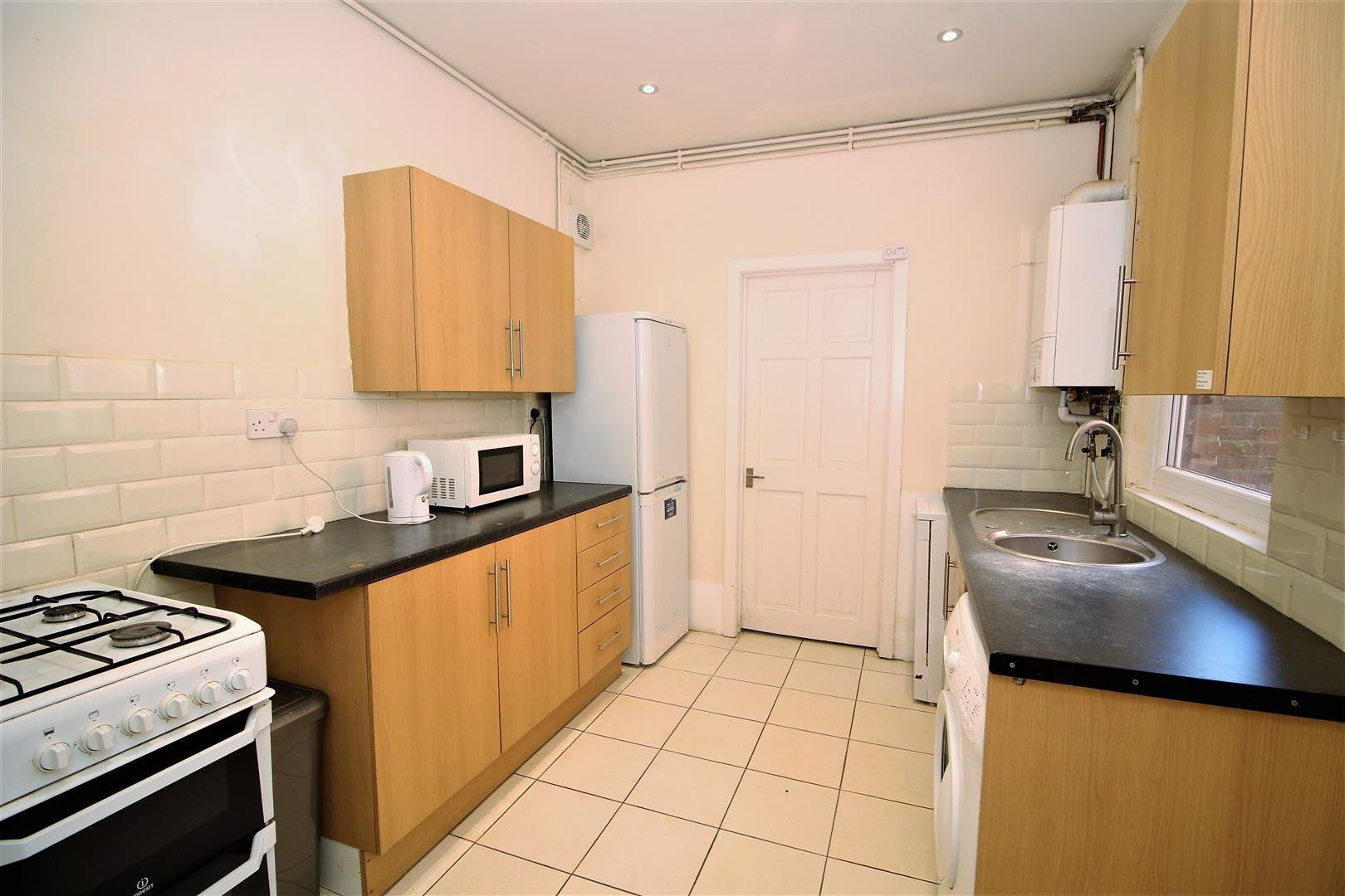 Flat Coniston Avenue in Newcastle upon Tyne