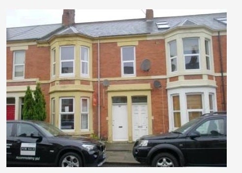 Flat Coniston Avenue in Newcastle upon Tyne