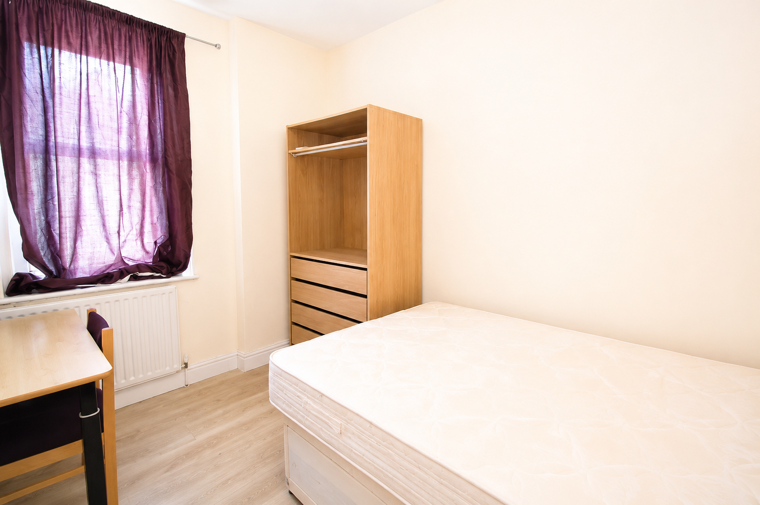 Flat Coniston Avenue in Newcastle upon Tyne