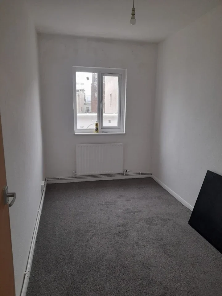 Flat South Street in Greater London