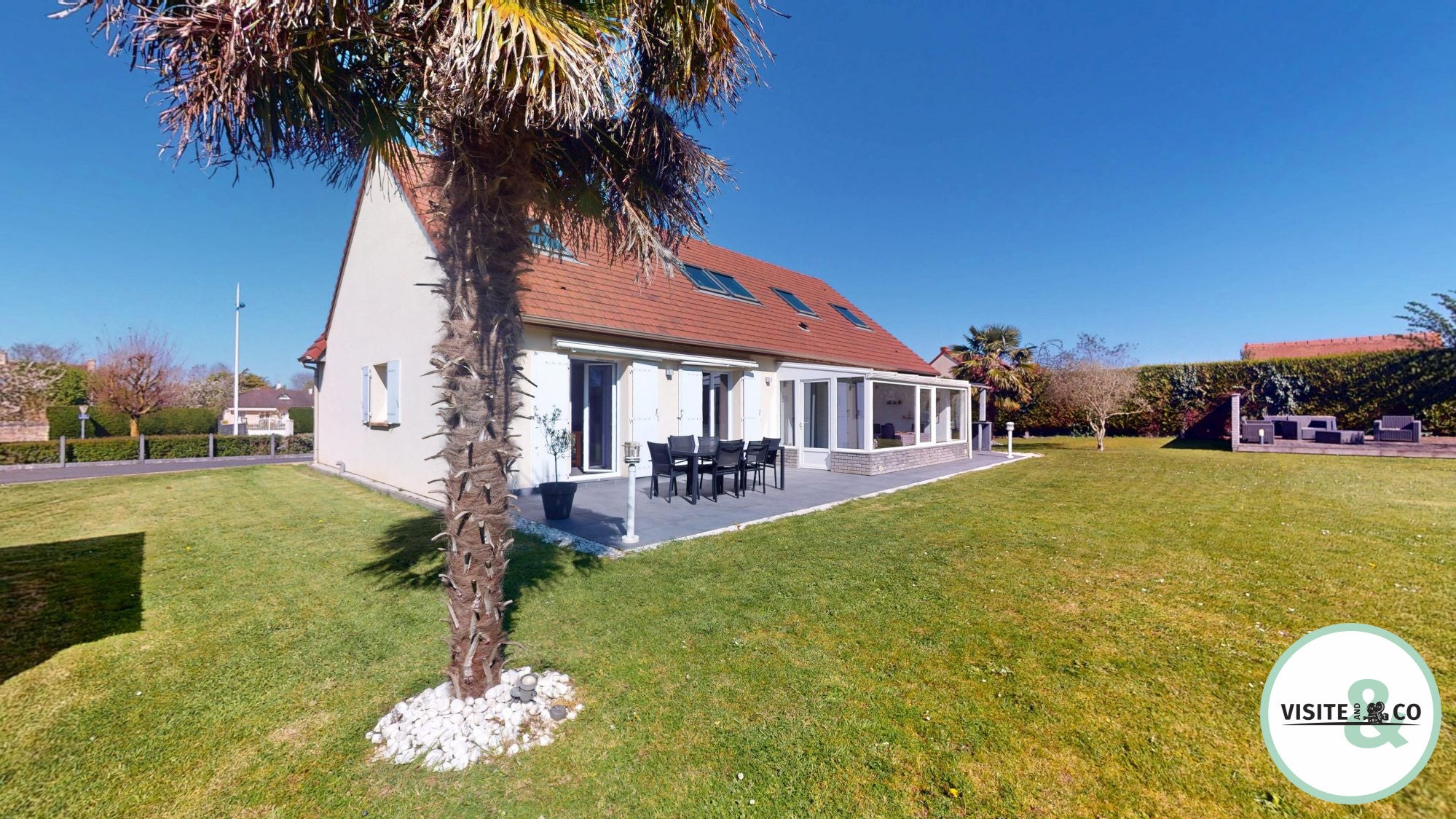 House N 13 in Rots