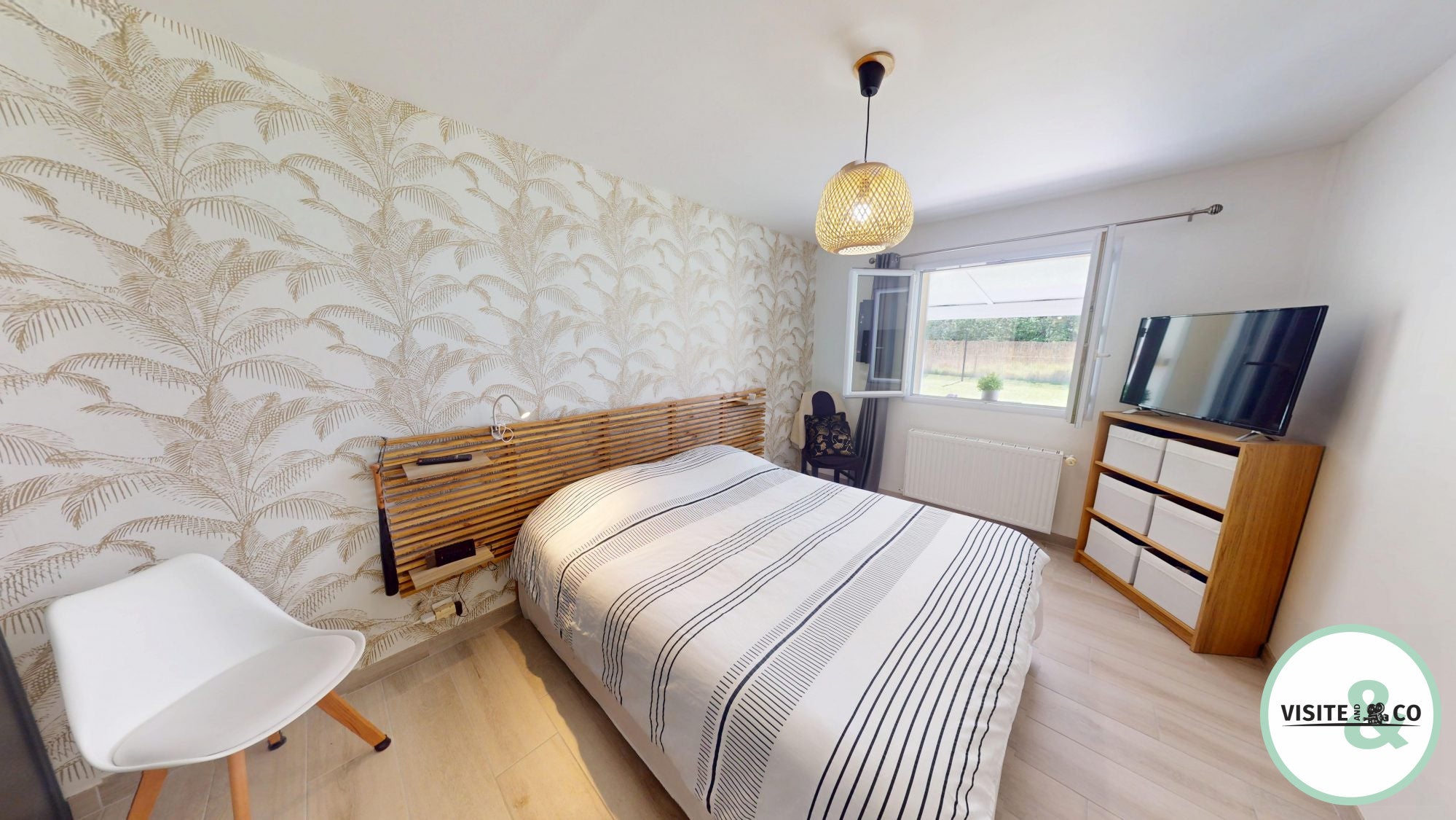 House N 13 in Rots