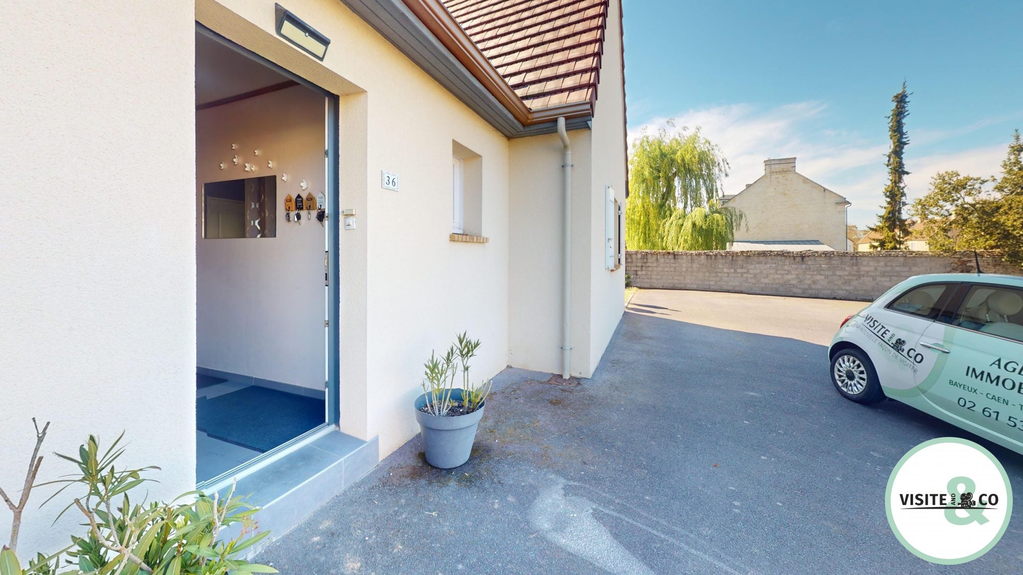 House N 13 in Rots