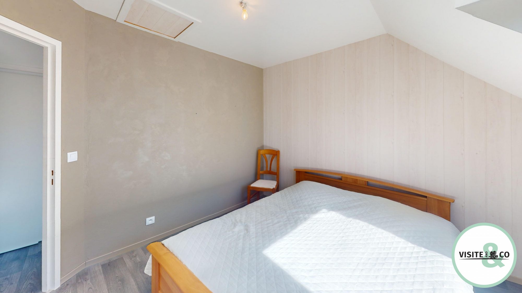 House N 13 in Rots