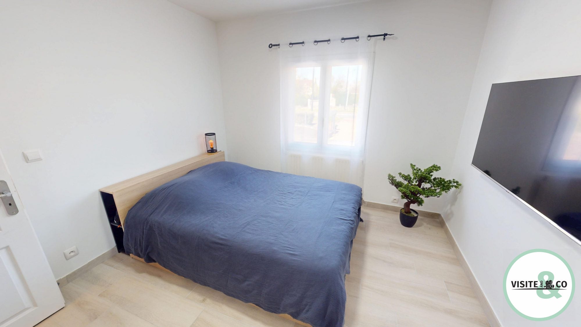 House N 13 in Rots
