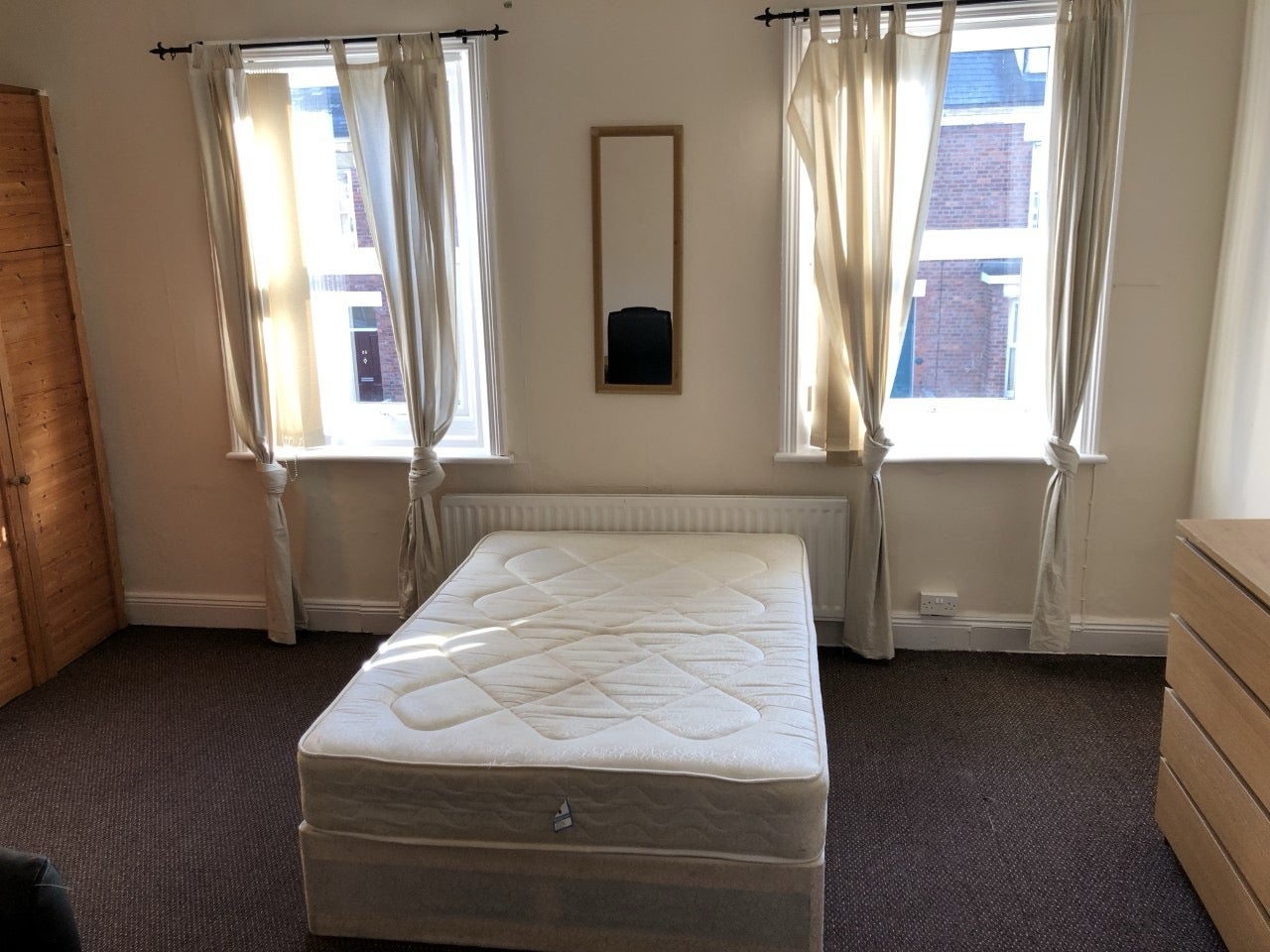 Flat Falmouth Road in Newcastle upon Tyne