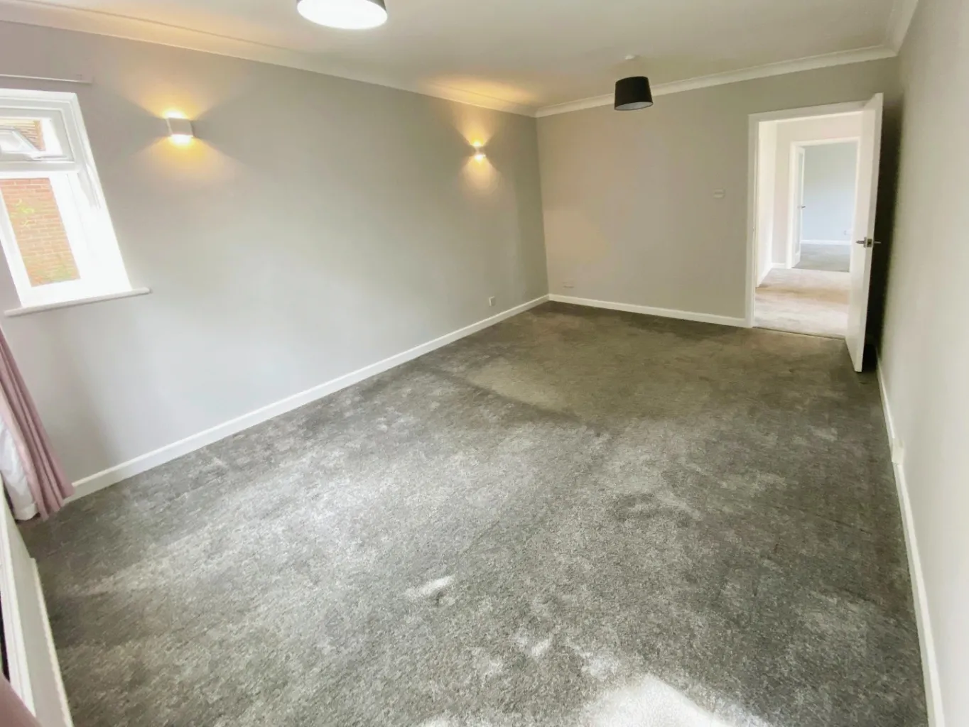 Flat Stirling Road in Bournemouth