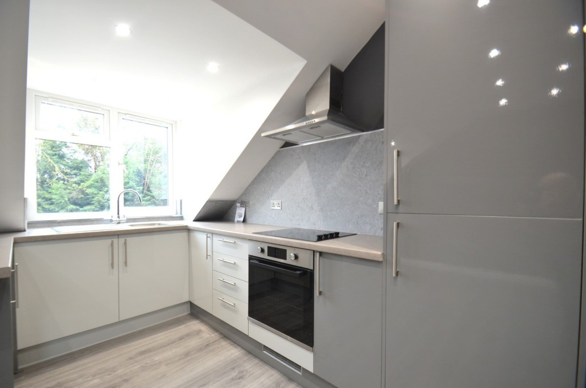 Flat Sidney Road in Borough of Spelthorne