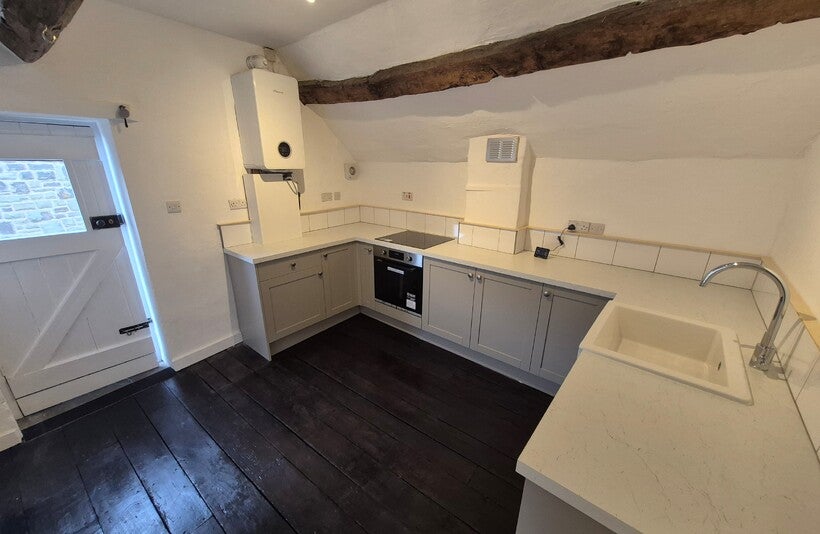 Flat Ashlett Cottages in Church Stretton