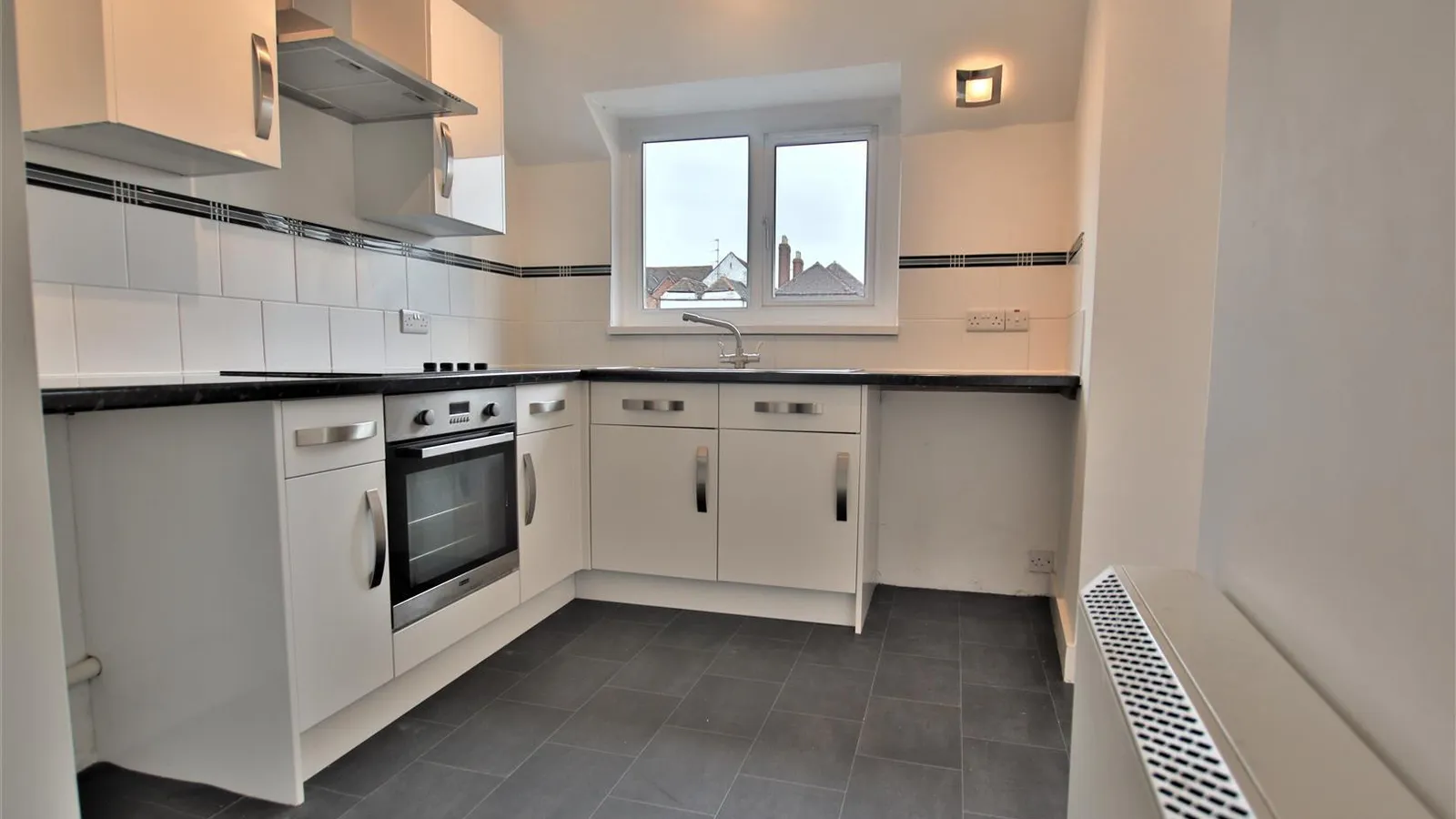 Flat Swilgate Road in Tewkesbury