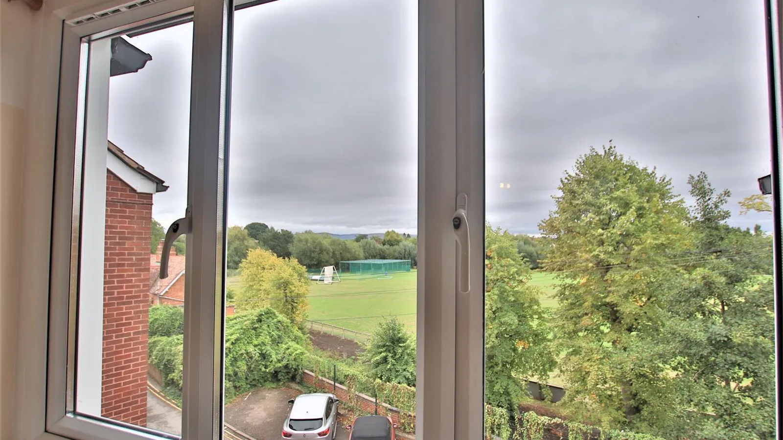 Flat Swilgate Road in Tewkesbury