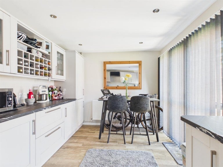 House Harrison Close in Harborough