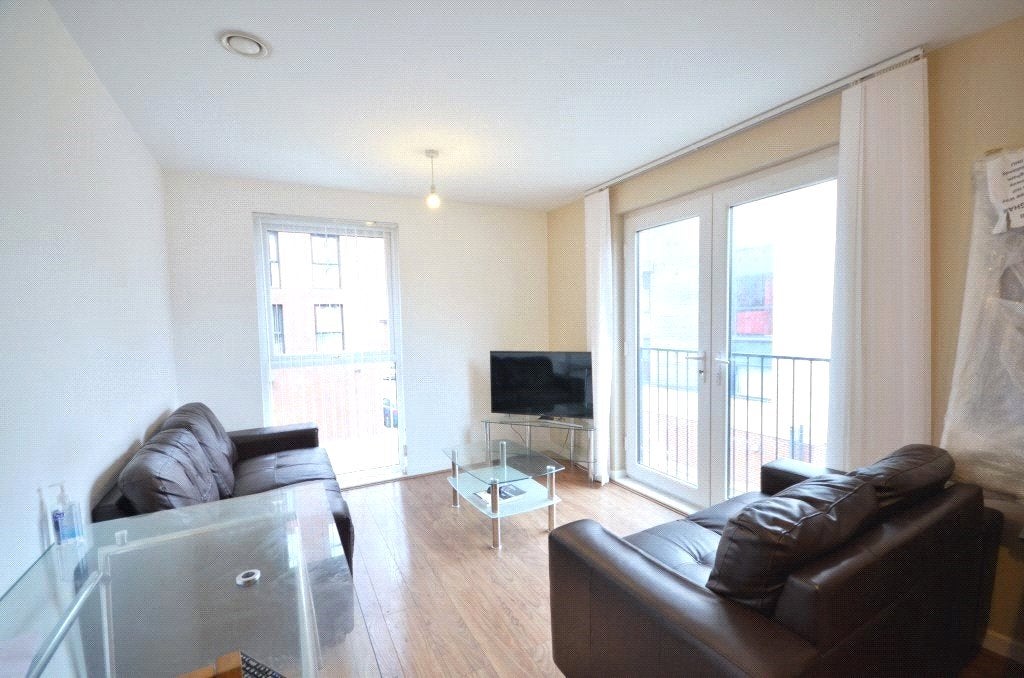 Flat Sillavan Way in Salford