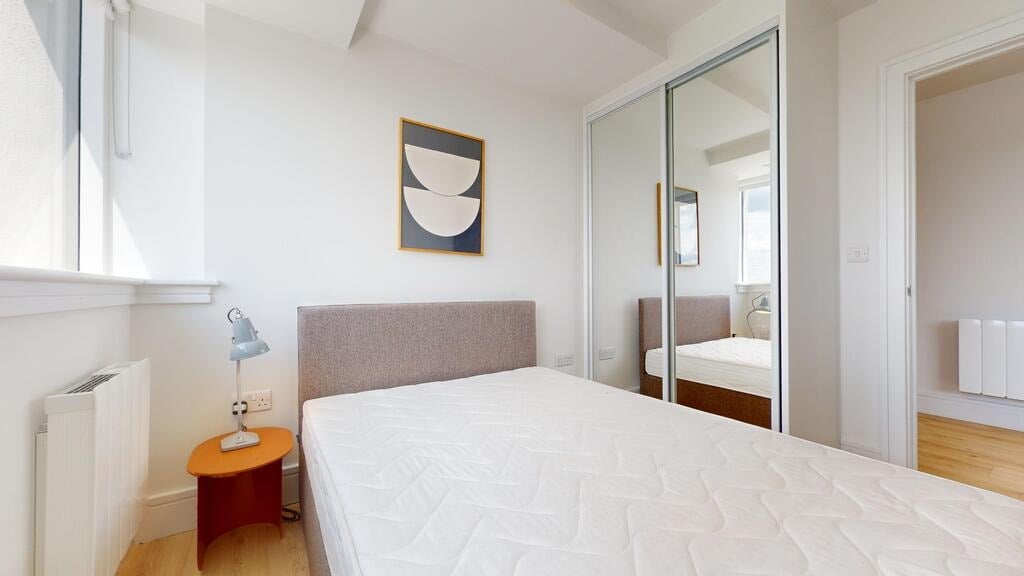 Flat Humphry Repton Lane in Greater London