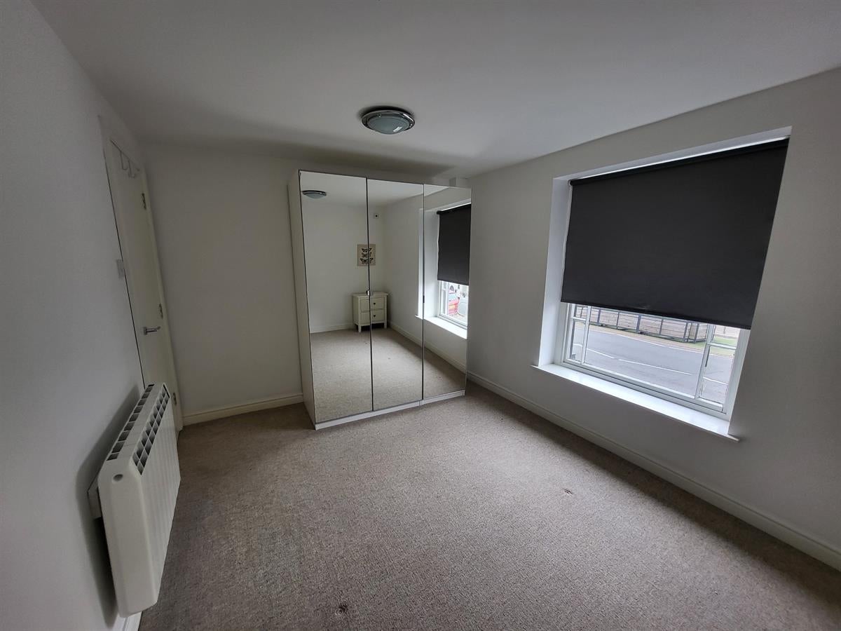 Flat Monnow Street in Monmouth