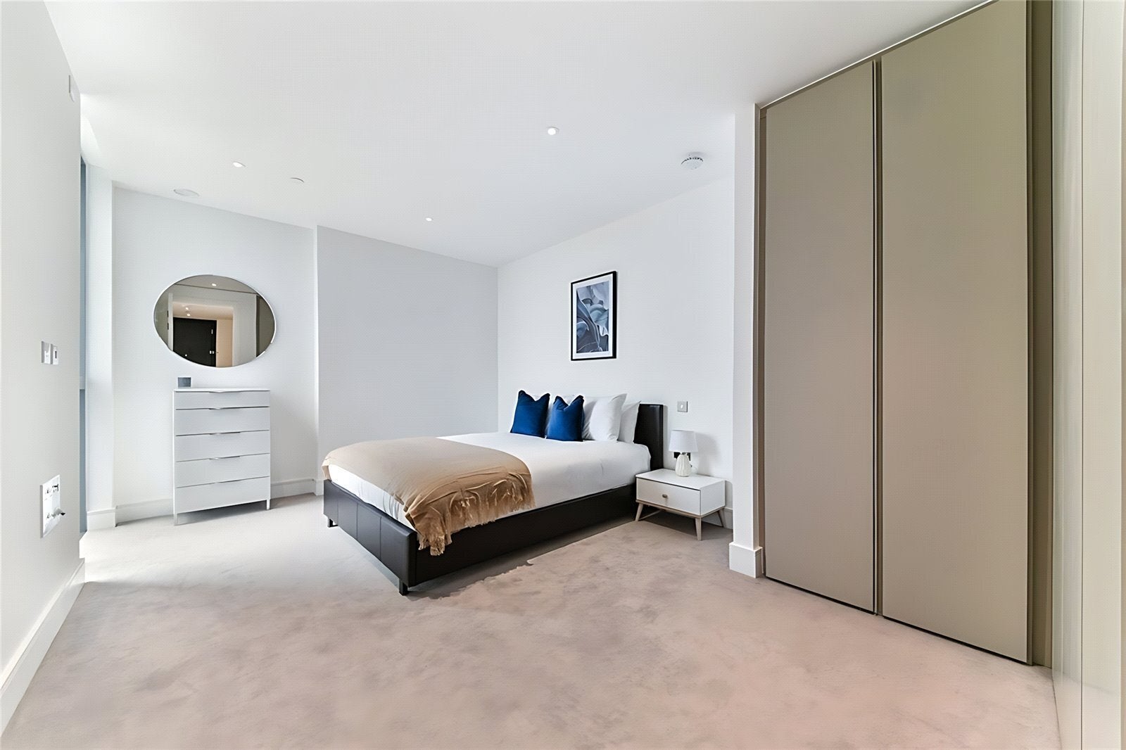 Flat Macclesfield Road in Greater London