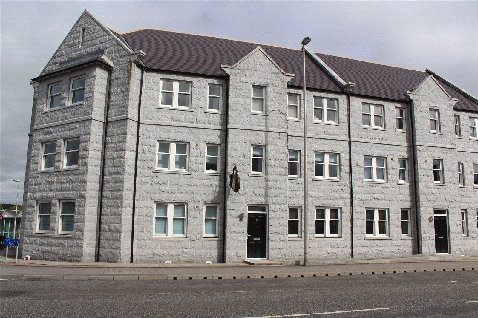 Flat Crossover Road in Inverurie