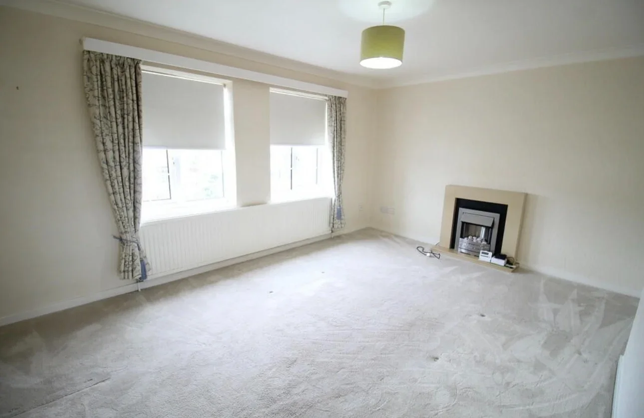 Flat Carmont Court in Blackpool