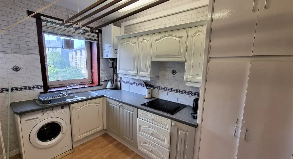 Flat Willowbank Road in Aberdeen City