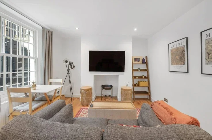 Flat Ponsonby Terrace in City of Westminster