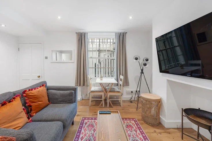 Flat Ponsonby Terrace in City of Westminster