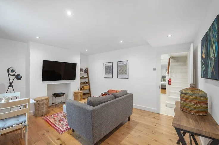 Flat Ponsonby Terrace in City of Westminster