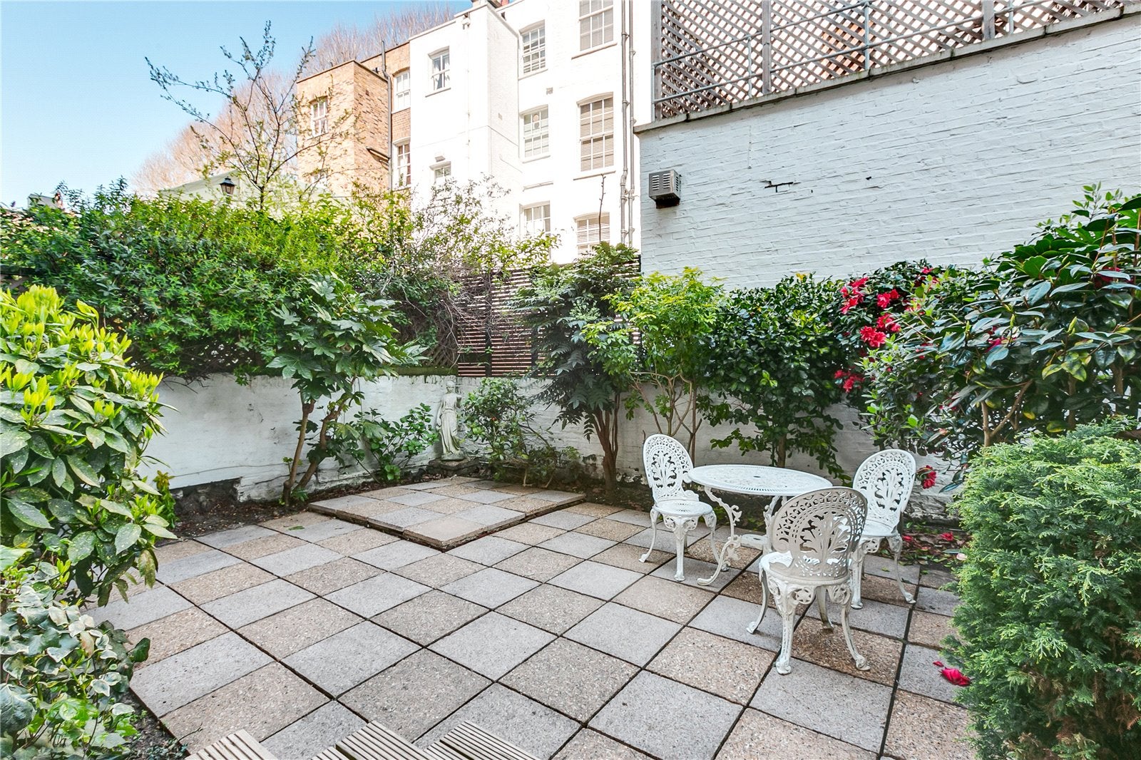 Flat Brechin Place in Greater London