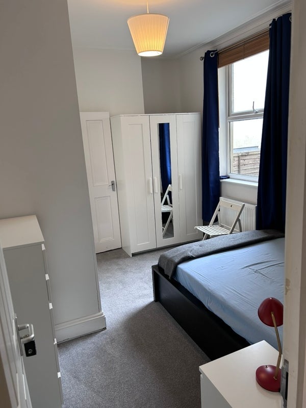 Room Wells Road in Bristol