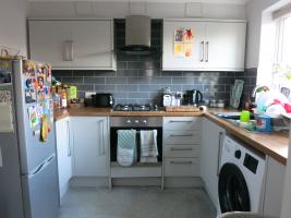Flat Ewell Road in Greater London