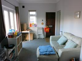 Flat Ewell Road in Greater London