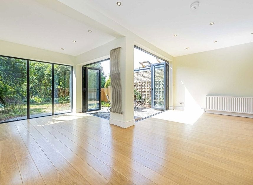 House Orchard Road in Greater London