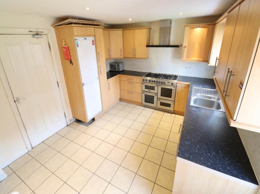 House Queen Bee Court in Welwyn Hatfield