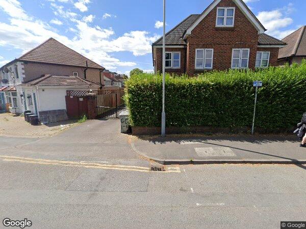 Flat Nestle's Avenue in Greater London