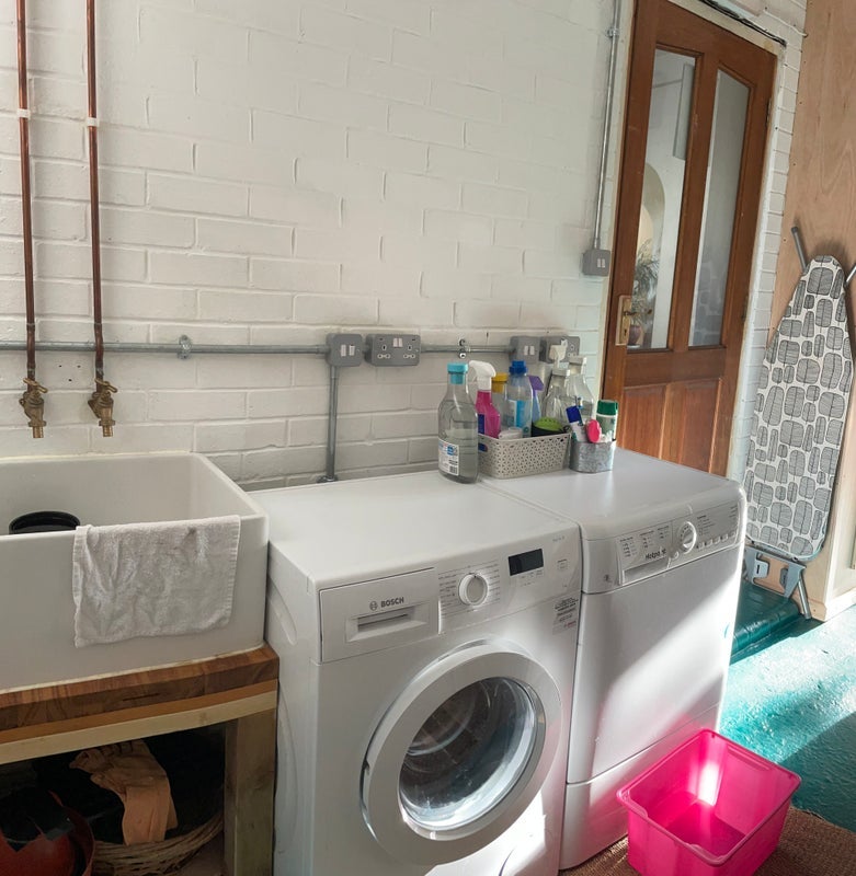 Room Leonard Place in Greater London