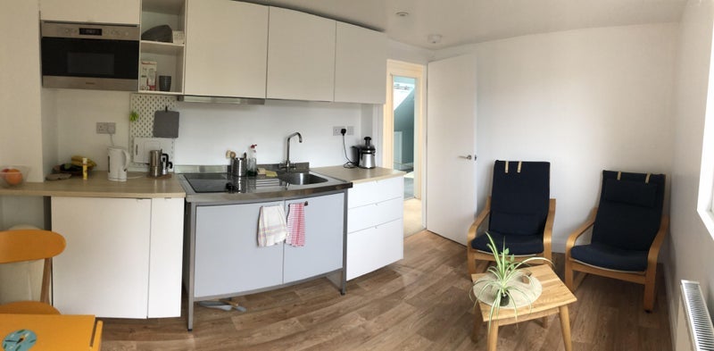 Room Leonard Place in Greater London
