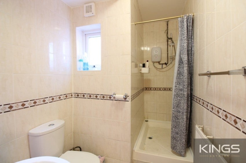 Flat Blenheim Gardens in Southampton