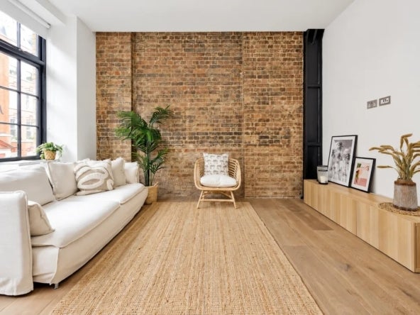Flat Great Titchfield Street in City of Westminster